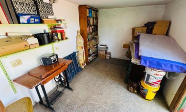 Casa en venta - 3 Dormitorios 2 Baños - 180mts2 - Piñeyro