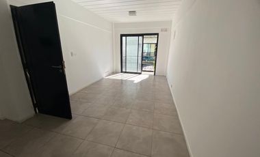 Departamento en Quilmes dos ambientes en venta con cochera