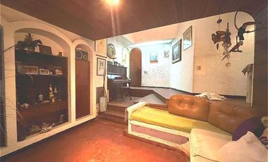 Casa en venta - 6 Dormitorios 6 Baños - Barracas