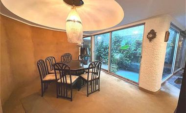 Casa en venta - 6 Dormitorios 6 Baños - Barracas