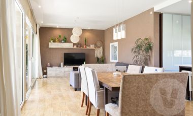 Casa en venta Barrio Santa Juana, Canning