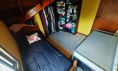 Venta Casa 8 Ambientes con cochera para 4 autos  en Hurlingham