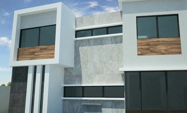 Casa e Venta en Punta Tiburon / Alberca con cascada