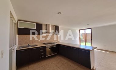 CASA EN RENTA EN CONDOMINIO - (3)