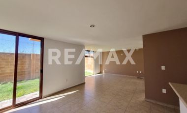 CASA EN RENTA EN CONDOMINIO - (3)