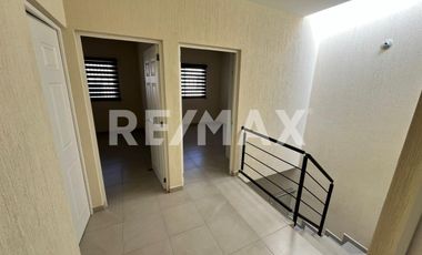 Casa en Renta en Alta California  - (3)