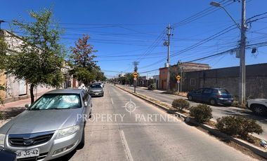 Venta de amplio terreno con dos casas, Sebastopol