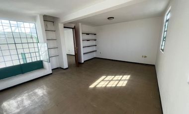 Local y consultorios en Renta en el Centro de Querétaro