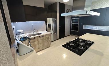 RESIDENCIA EN VENTA EN LAS VILLAS EN TORREON, COAHUILA