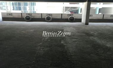 Estacionamiento en Arriendo en Edificio Sol de Chile