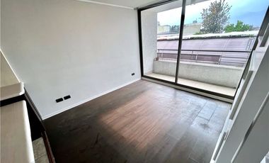 Se arrienda comodo Depto 1D + 1B, 2 ambientes.