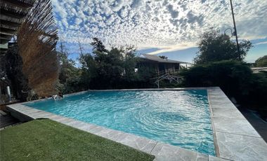 REBAJADA/ CASA REGULARIZADA 2.439 MTS2 DE TERRENO