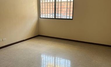ARRIENDO de CASA RESIDENCIAL en MedellÃ­n
