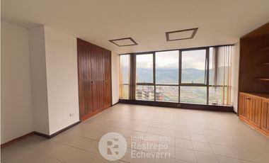Oficina en arriendo, sector Av. Alberto Mendoza, Manizales