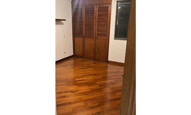 Apto en los Balsos excelente oportunidad de inversion.