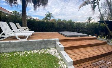 VENTA DE CASA EN EL POBLADO, SECTOR EL TESORO.