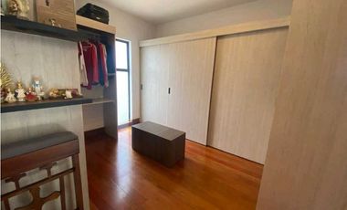 VENTA DE CASA EN EL POBLADO, SECTOR EL TESORO.