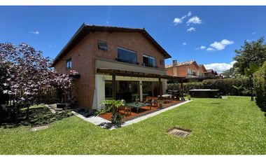 Casa para la venta en unidad cerrada en el retiro