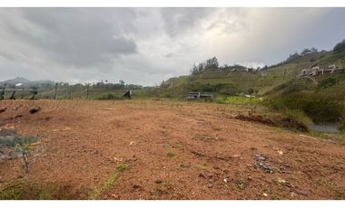 Lote en venta en unidad cerrada en el retiro