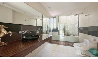 EN VENTA CASA CAMPESTRE DE LUJO EN FIZEBAD, EL RETIRO