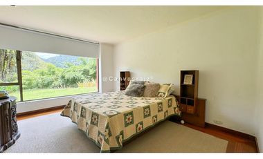 EN VENTA CASA CAMPESTRE DE LUJO EN FIZEBAD, EL RETIRO