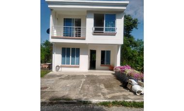 VENDO CASA 2 PISOS CONUNTO CERRADO  VIA AL PEÑON GIRARDOT CUNDINMARCA