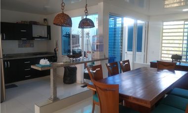 VENDO CASA 2 PISOS CONUNTO CERRADO  VIA AL PEÑON GIRARDOT CUNDINMARCA