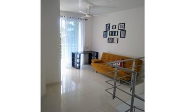 VENDO CASA 2 PISOS CONUNTO CERRADO  VIA AL PEÑON GIRARDOT CUNDINMARCA