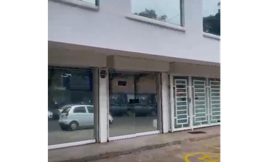 CONSULTORIO 428M2  EN ALQUILER EN SAN VICENTE CALI