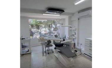 CONSULTORIO 428M2  EN ALQUILER EN SAN VICENTE CALI