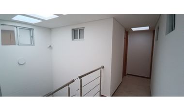 VENDO APTO PARA ESTRENAR EN CONJUNTO CENTRO DE COTA