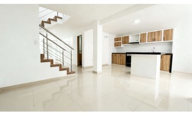 Casa de lujo de dos pisos en venta | Barrio Santa Ana - Palmira Valle