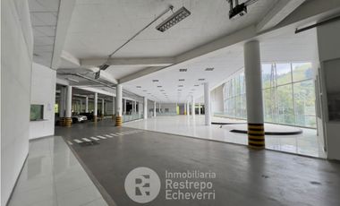 Local comercial en arriendo, sector expoferias. Manizales.