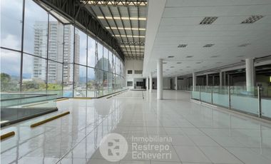 Local comercial en arriendo, sector expoferias. Manizales.
