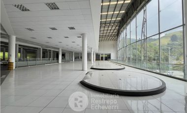 Local comercial en arriendo, sector expoferias. Manizales.