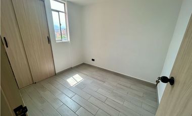 SE VENDE APARTAESTUDIO CON PARQUEADERO EN LA AMÉRICA