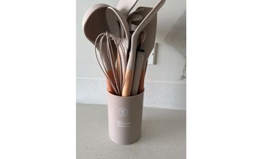 Venta de Apartasuite Amoblado con Jacuzzi en Bello Horizonte VT151