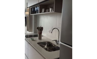 Venta de Apartasuite Amoblado con Jacuzzi en Bello Horizonte VT151