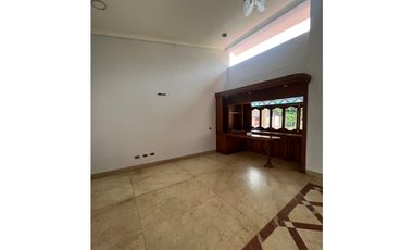 CASA COMERCIAL CIUDAD JARDIN CALI