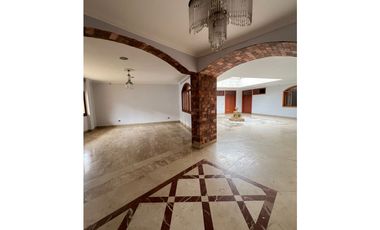 CASA COMERCIAL CIUDAD JARDIN CALI