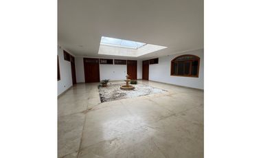 CASA COMERCIAL CIUDAD JARDIN CALI