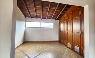 VENTA DE CASA EN LA ESTRELLA