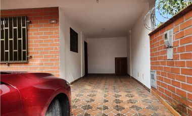 VENTA DE CASA EN LA ESTRELLA