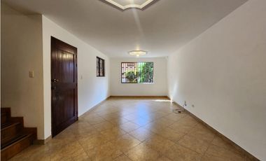 VENTA DE CASA EN LA ESTRELLA
