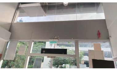 Puerto Santa Ana, Local Comercial en Renta, 214m2 ALTA PLUSVALIA