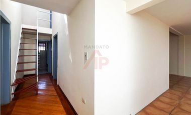 CASA EN RENTA CERCA DEL RIO SECTOR ORDOÑEZ LASSO CUENCA