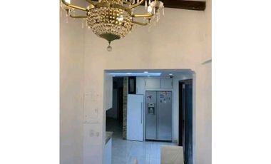 Vendo casa esquinera con piscina y jacuzzi en Alborada 10ma Etapa