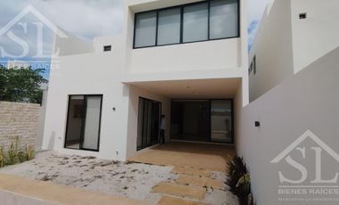 Casa con dos recamaras de dos plantas en Temozón Norte Merida Yucatan.