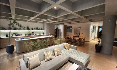 SE VENDE ESPECTACULAR APARTAMENTO EN EL CORAZON DE LAURELES