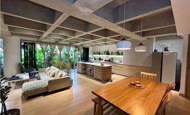 SE VENDE ESPECTACULAR APARTAMENTO EN EL CORAZON DE LAURELES